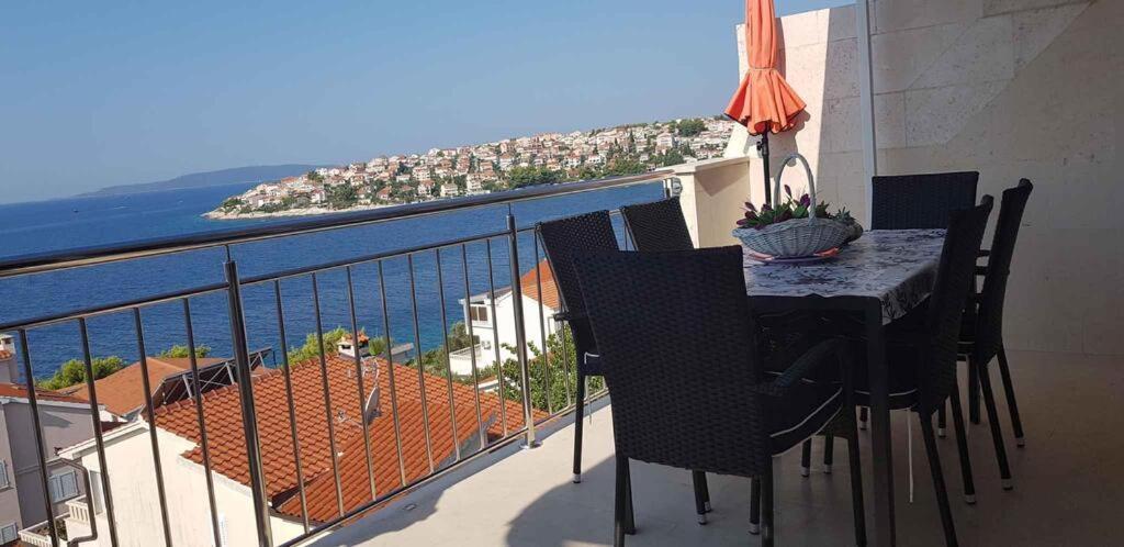 Summer Lounge Apartment Trogir Ngoại thất bức ảnh