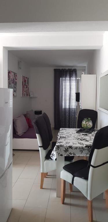 Summer Lounge Apartment Trogir Ngoại thất bức ảnh